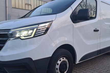 Renault Trafic 83.000 km 16.950 € Ebersbach an der Fils. 73061