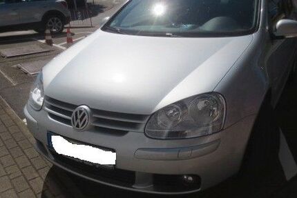 VW Golf 206.000 km 1.999 &euro; Vöhringen 72189