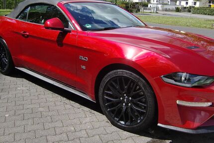 Ford Mustang 121.569 km 32.999 &euro; Morsbach 51597