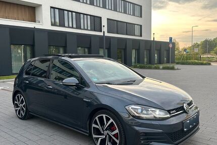 VW Golf 161.398 km 16.989 &euro; mannheim 68305