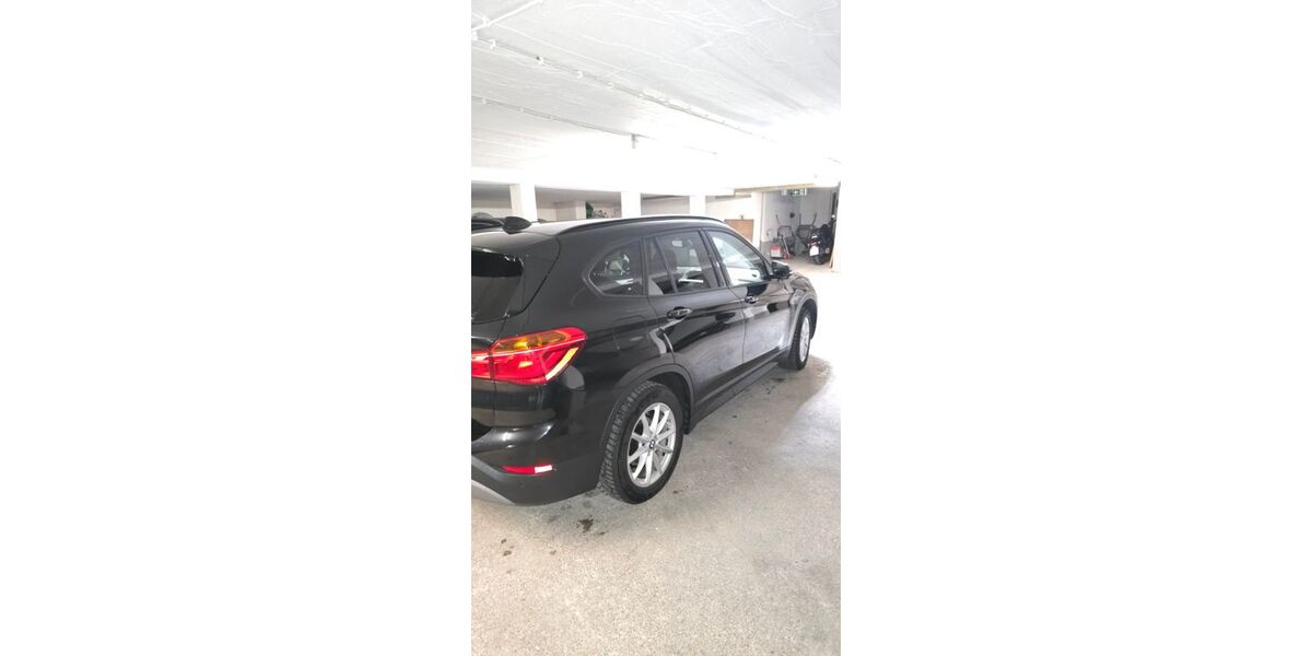 BMW X1 142.000 km 17.000 &euro; München 81825