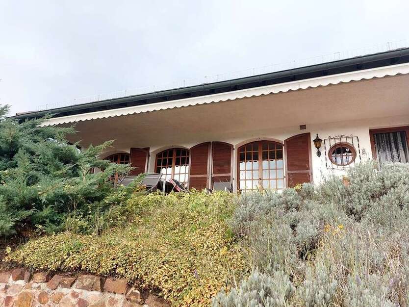 Haus zum Kaufen in Monsheim 465.000 € 230 m²