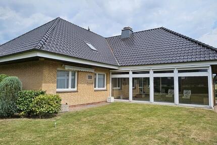 Haus Stockelsdorf - 9 Zimmer, 297 m&sup2;, 645.000&euro; | Angebot:26964264