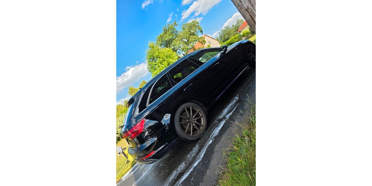 Audi A4 174.000 km 13.500 &euro; Vöhl-Basdorf 34516