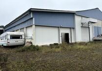 *** Massive Mehrzweckhalle am Ortsrand von Mieste ***