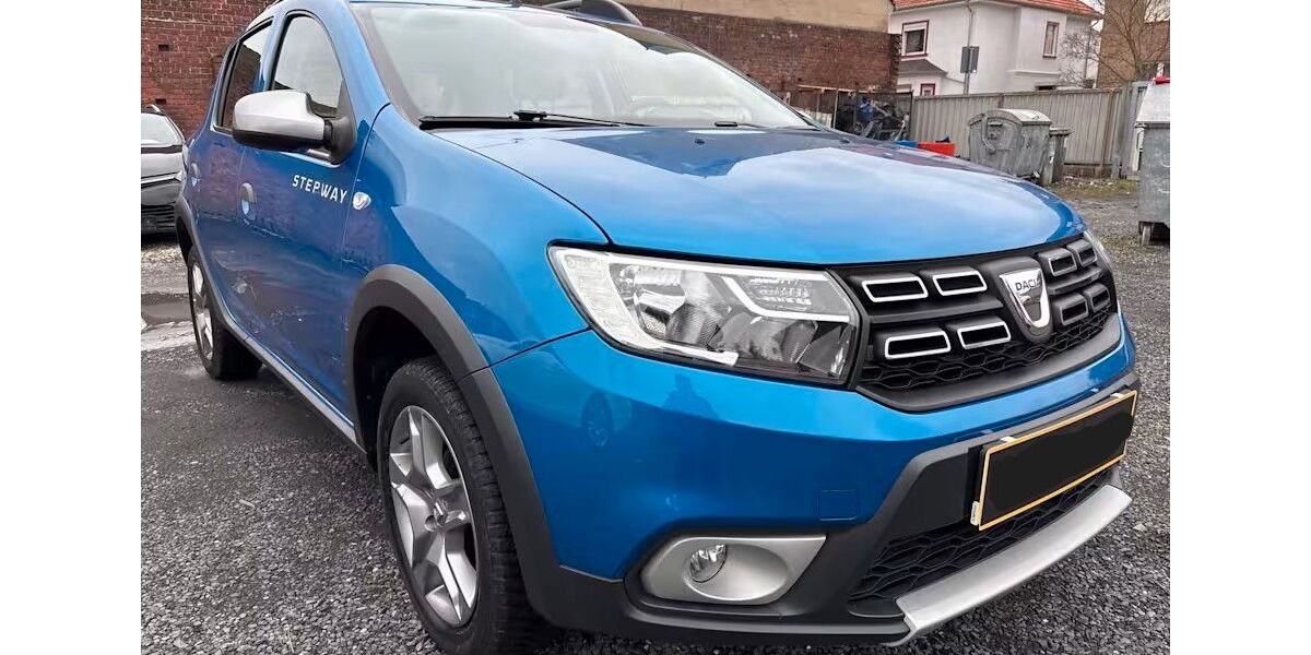 Dacia Sandero 157.000 km 6.999 &euro; Ditzingen 71254