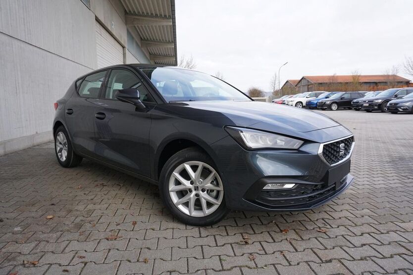 Seat Leon 19.500 km 22.895 € Parkstetten 94365