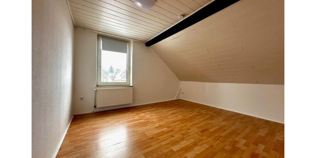 Großzügige 4-Zimmer-Altbauwohnung im Ortszentrum von Neuenburg 4 zimmer