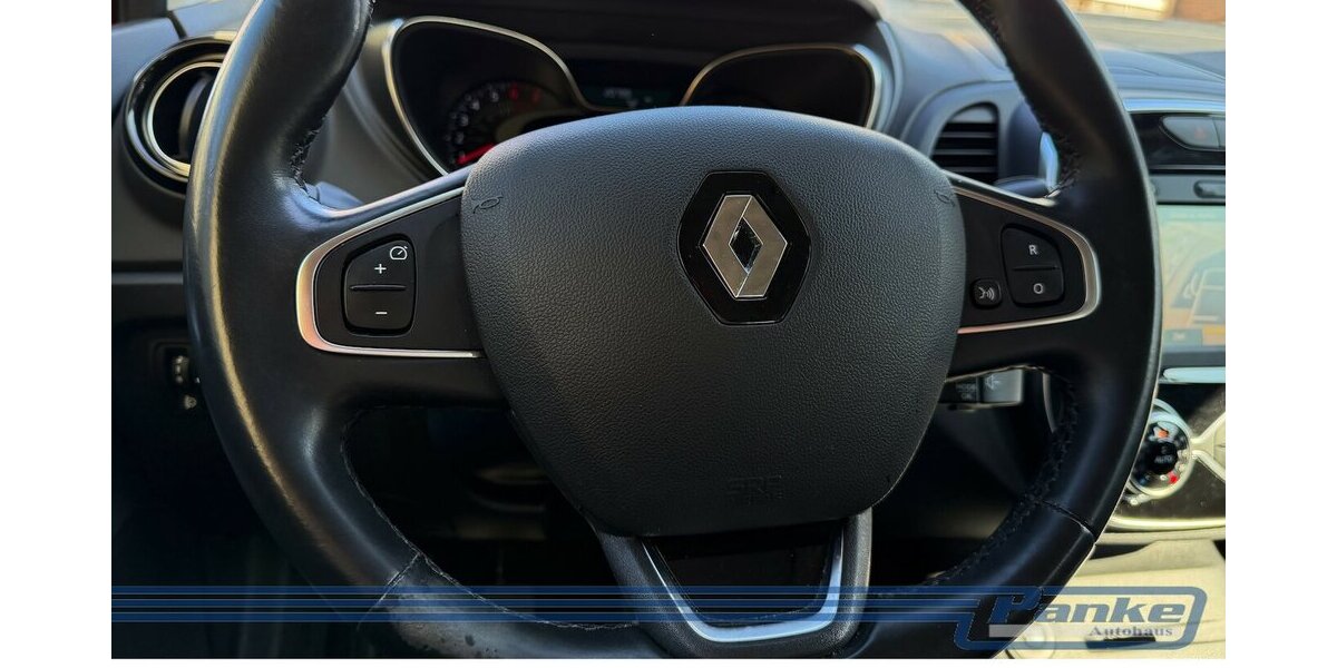 Renault Captur Intens*R-Cam*SHZ*Navi*Tempo*LED*Touch* 20.798 km 14.490 &euro; Berlin 13187