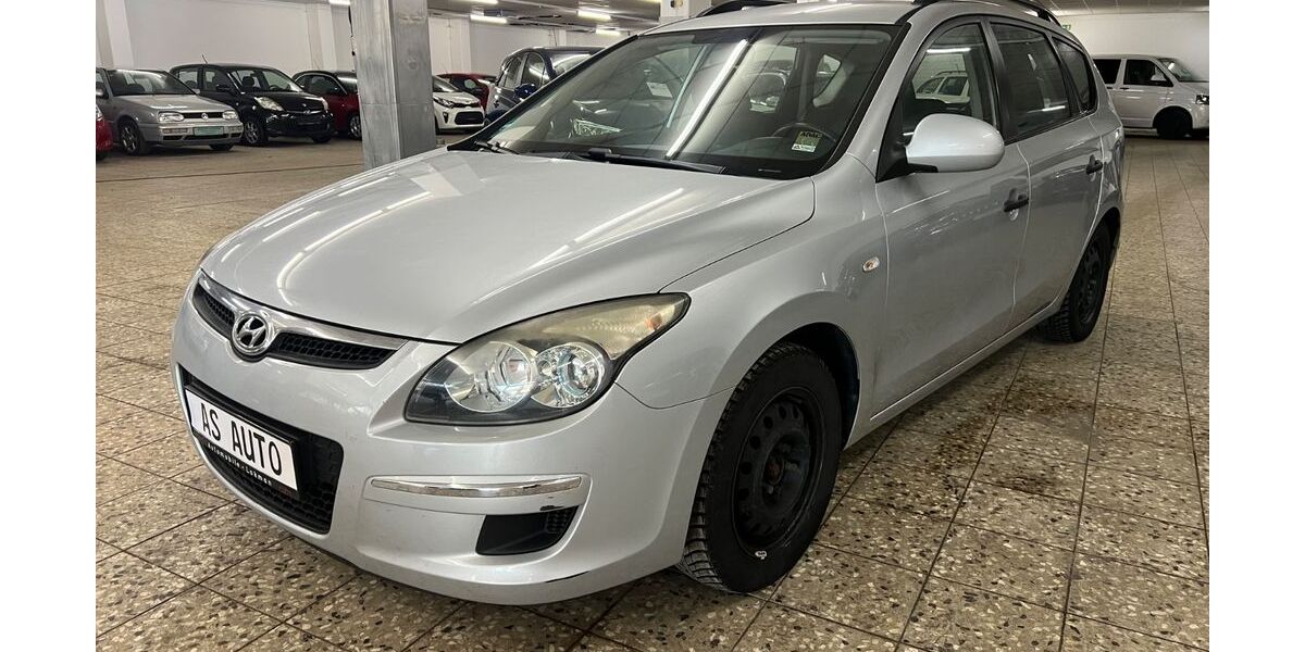 Hyundai i30 240.000 km 1.098 &euro; Suhl 98528