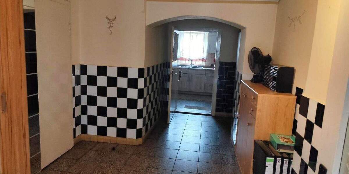 Mehrfamilienhaus, Wohnhaus Hähnichen Spree - 6 Zimmer, 175 m&sup2;, 149.000&euro; | Angebot:25771215