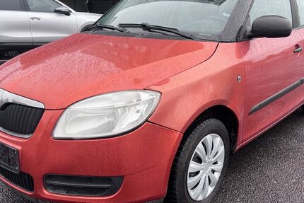 Skoda Fabia 127.298 km 1.399 € Berlin 12249