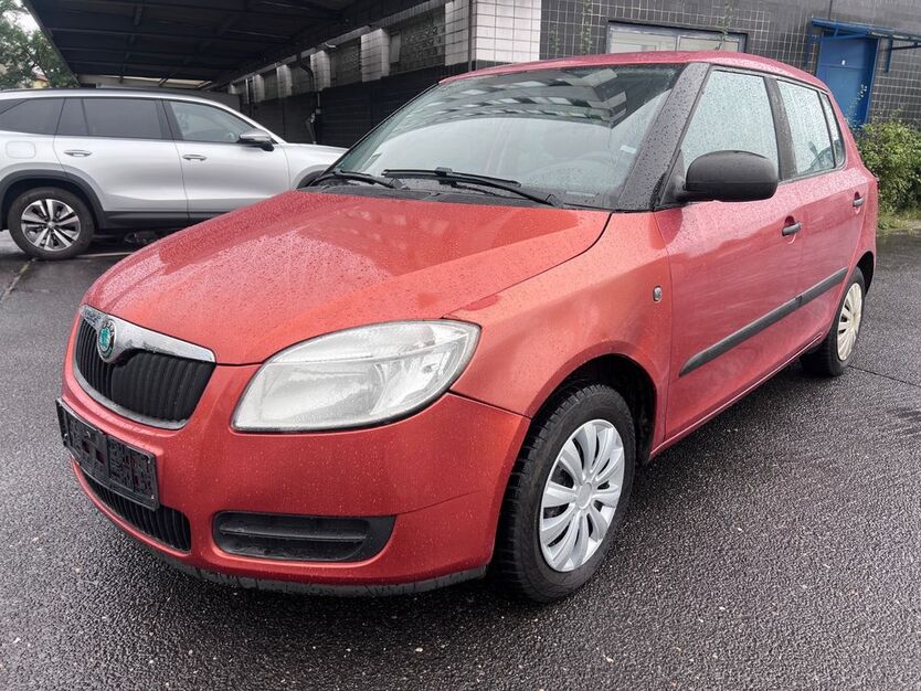 Skoda Fabia 127.298 km 1.399 € Berlin 12249