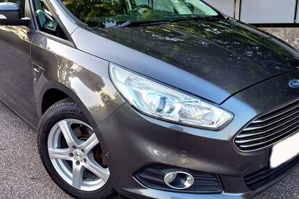 Ford S-Max 254.380 km 7.990 &euro; Hemmingen 71282