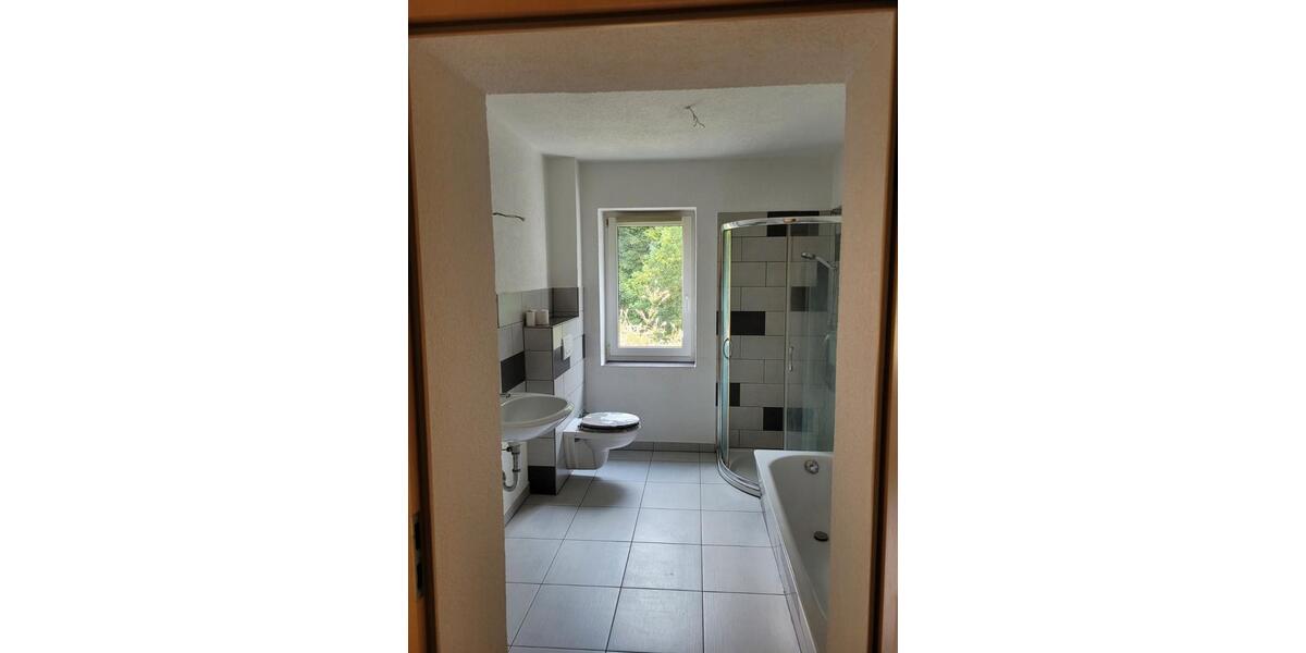 Etagenwohnung Hirschberg - 2 Zimmer, 63 m&sup2;, 460&euro; | Angebot:26381316