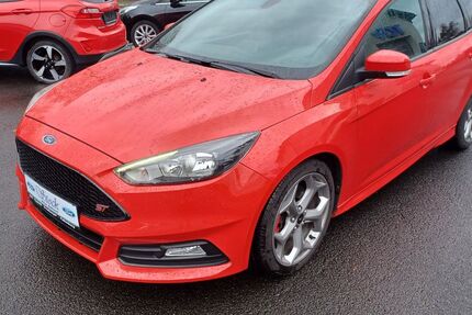 Ford Focus 174.900 km 10.390 &euro; Wiesau 95676