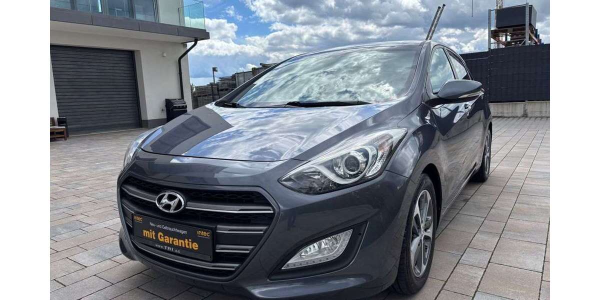Hyundai i30 94.000 km 8.750 &euro; Kelkheim 65779