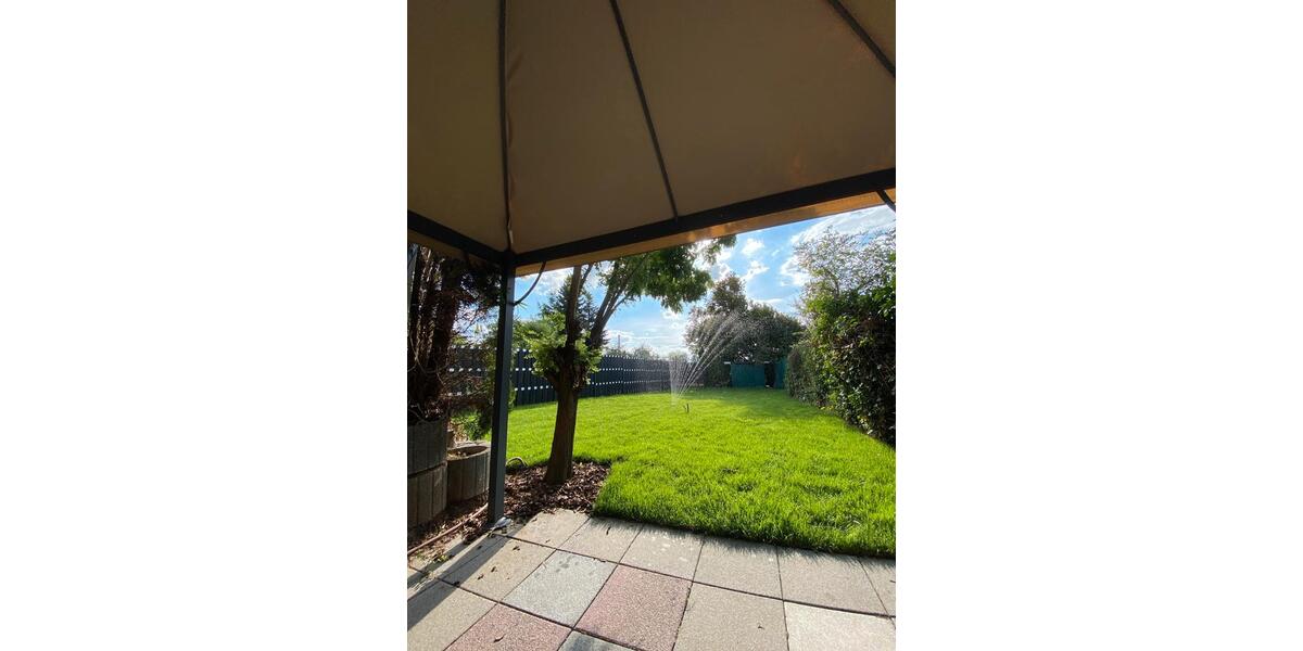 Reihenhaus Frankfurt am Main Nord-Ost - 5 Zimmer, 140 m&sup2;, 2.300&euro; | Angebot:26299992