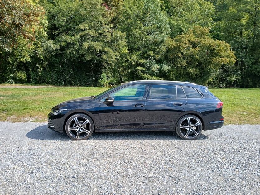 VW Golf 65.000 km 22.999 € Röderland OT Saathain 04932