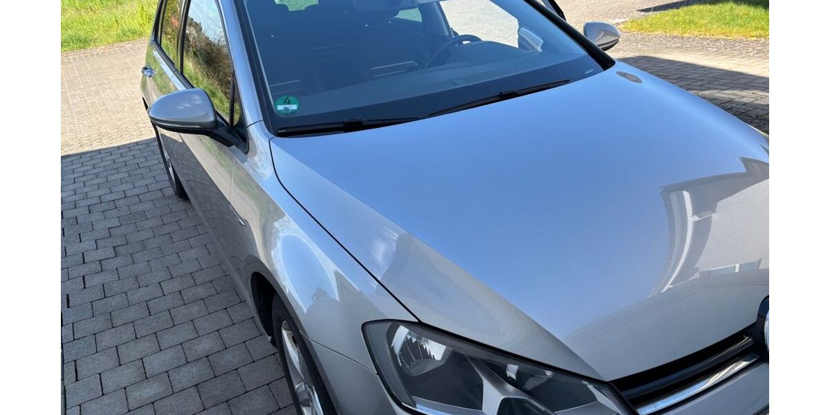 VW Golf 183.000 km 8.250 &euro; Heusweiler 66265