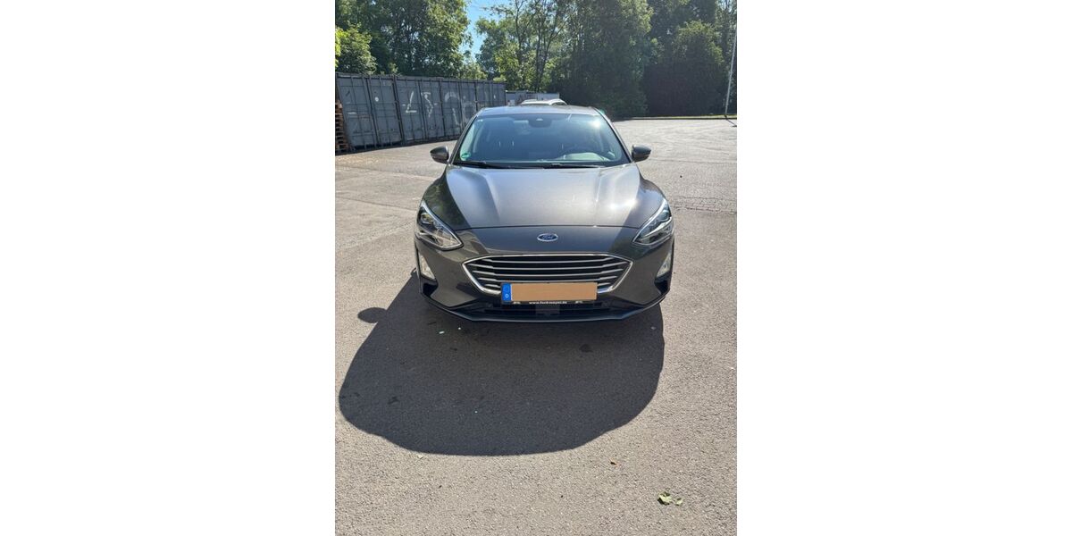 Ford Focus 50.500 km 12.200 &euro; Herford 32052