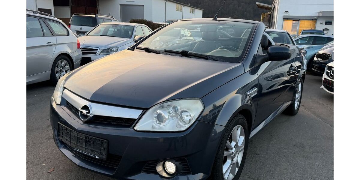 Opel Tigra 180.000 km 2.699 &euro; Gundelsheim 74831