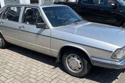 Audi 100 245.000 km 2.990 &euro; Lübeck 23554