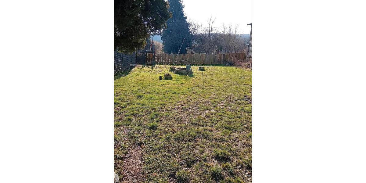 Einfamilienhaus Ahorn - 14 Zimmer, 300 m&sup2;, 1.100&euro; | Angebot:25728519