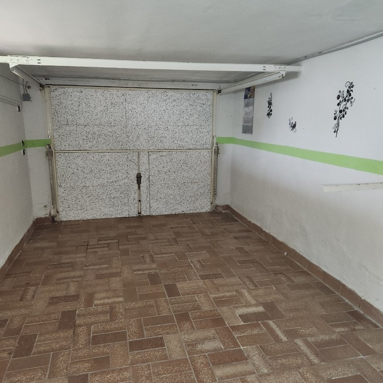 Helles Einfamilienhaus mit Potential nahe idyllischer Weinstraße und gefragter Metropolregion