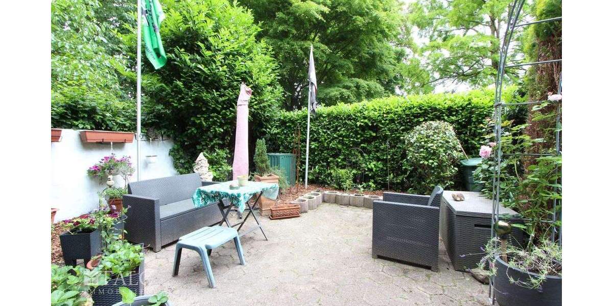 Charmantes Stadthaus | vier Wohneinheiten | mit viel Platz in Sterkrade 1 zimmer