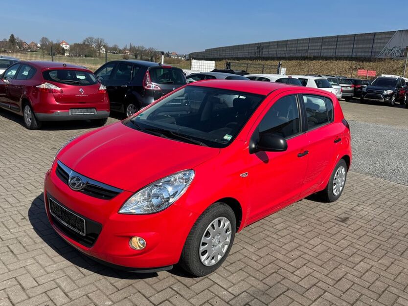 Hyundai i20 165.000 km 2.200 € Löhne Mennighüffen 32584