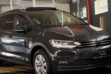 VW Touran 41.500 km 32.900 &euro; Hofgeismar 34369