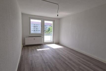 *AKTION* Mietpreis gesenkt – Traumhafte 3-Zimmer-Wohnung mit Balkon und Duschbad wartet auf Sie! zimmer