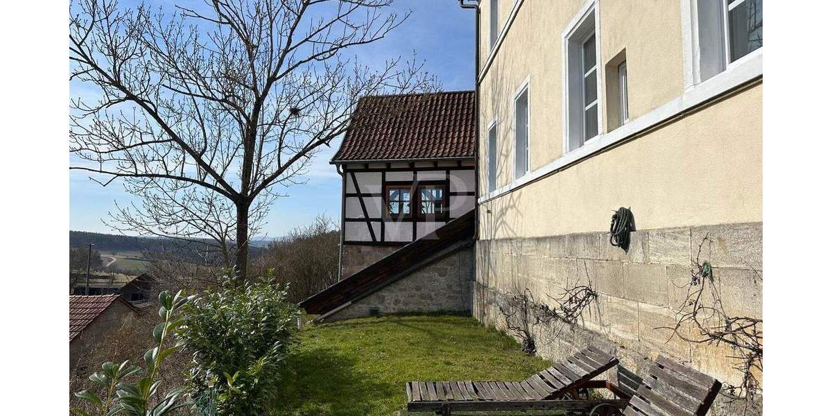 Mehrfamilienhaus, Wohnhaus Strahlungen - 6 Zimmer, 210 m&sup2;, 349.000&euro; | Angebot:25665662