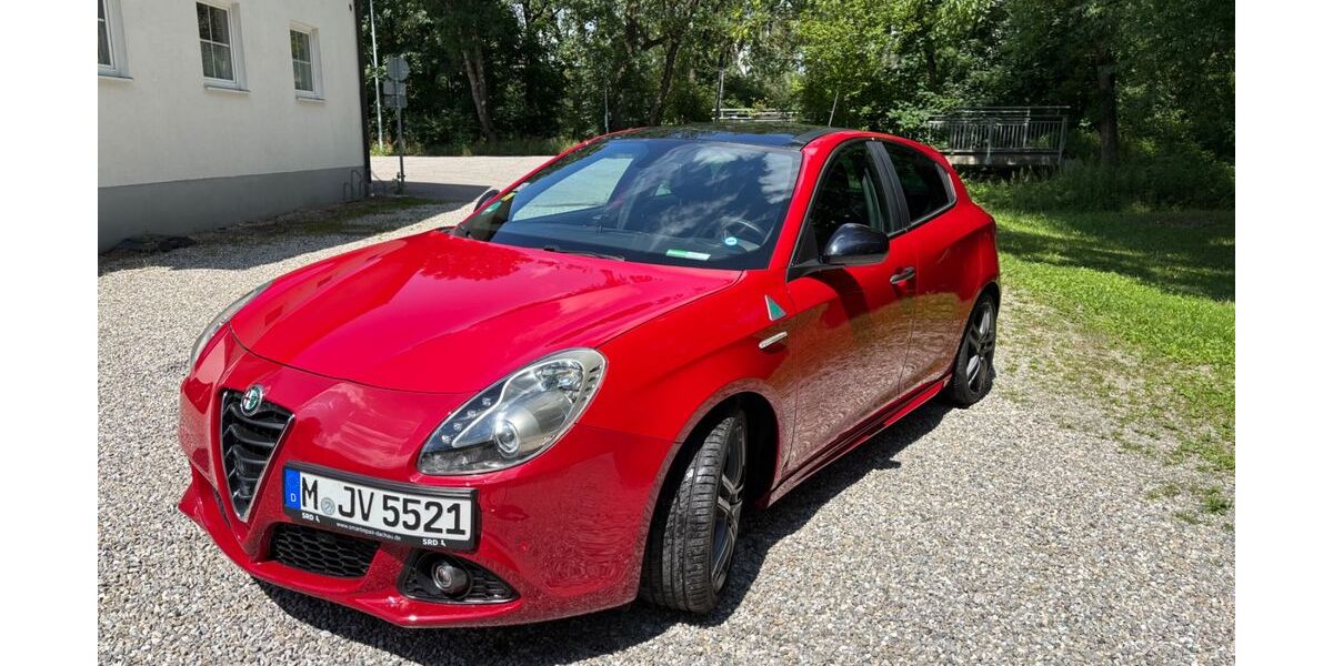 Alfa Romeo Giulietta 67.000 km 14.850 &euro; München 80799