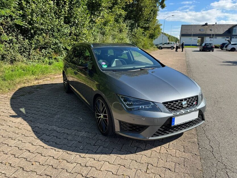 Seat Leon 133.000 km 15.990 € Konz 54329