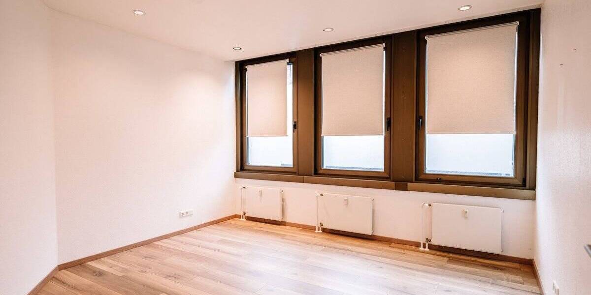 Gewerbeobjekt Lippstadt Kernstadt - 1 Zimmer, 232 m&sup2;, 1.790&euro; | Angebot:25771815