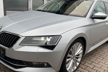 Skoda Superb 175.610 km 17.200 &euro; Heidenheim/Brenz 89520