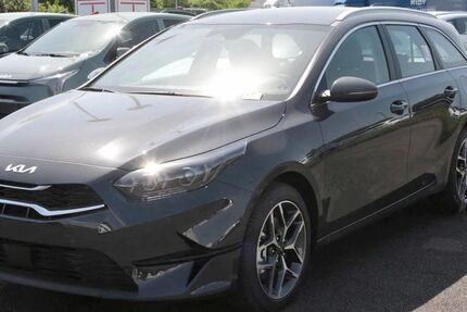Kia ceed Sportswagon 2.990 km 29.669 € Aschaffenburg 63741
