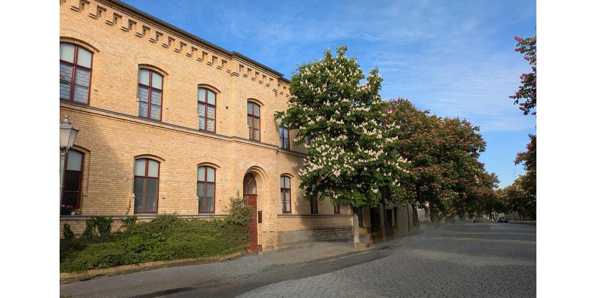 Einfamilienhaus Bernburg (Saale) - 4 Zimmer, 135 m&sup2;, 1.300&euro; | Angebot:25383800