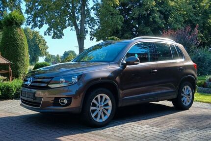 VW Tiguan 107.500 km 10.900 &euro; Haßbergen 31626