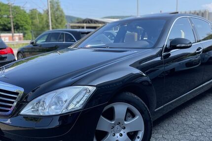 Mercedes-Benz S 500 221.000 km 15.490 &euro; Konz 54329