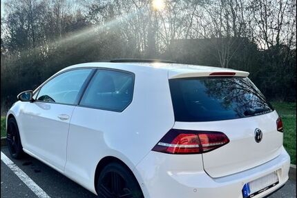 VW Golf 106.000 km 11.900 &euro; Simmern 55469