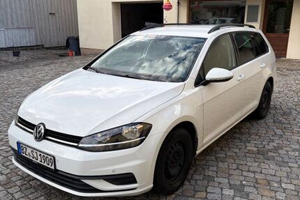 VW Golf 211.000 km 6.499 &euro; Neukirch 01904
