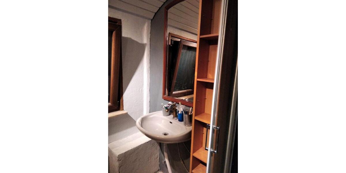 Dachgeschoßwohnung Reutlingen Reutlingen (Kernstadt) - 5 Zimmer, 64 m&sup2;, 219.000&euro; | Angebot:26524699