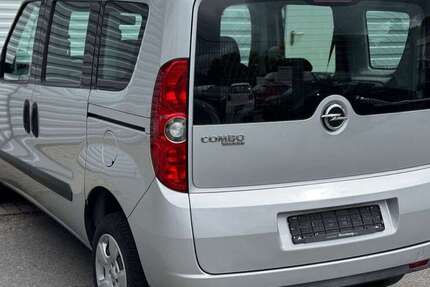 Opel Combo 140.000 km 5.990 € Solingen 42719