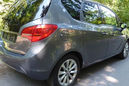 Opel Meriva 48.000 km 8.800 &euro; Menden 58710