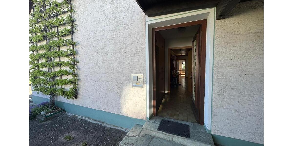 Einfamilienhaus Dirlewang - 7 Zimmer, 150 m&sup2;, 499.000&euro; | Angebot:26445526