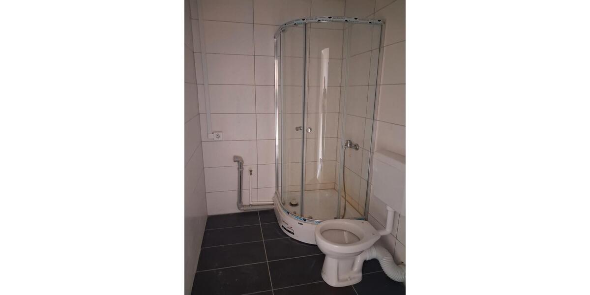 Etagenwohnung Schneeberg - 4 Zimmer, 70 m&sup2;, 455&euro; | Angebot:26168403