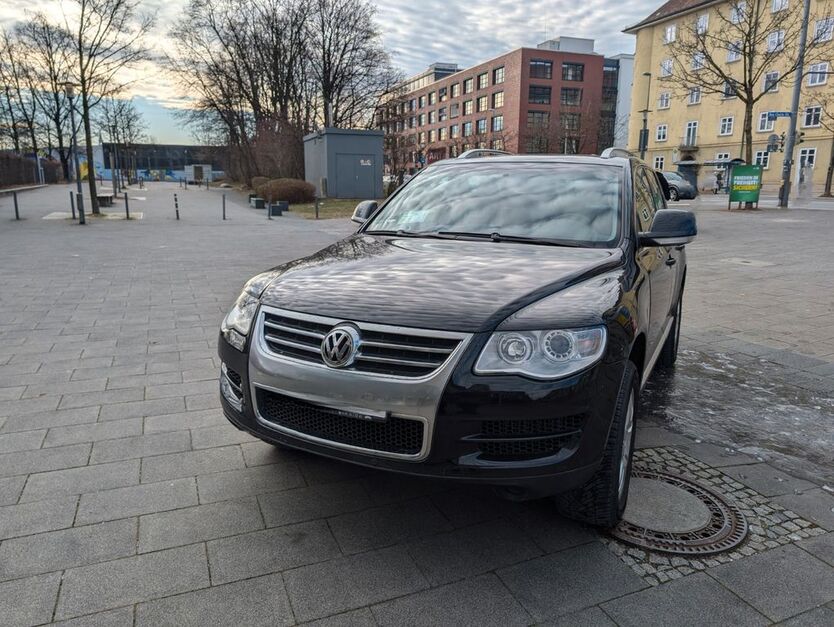 VW Touareg 239.500 km 9.250 € München 80339